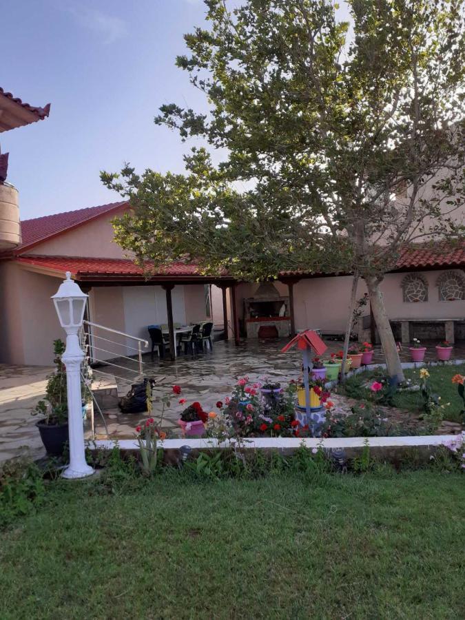 Christen House Perigialion Kültér fotó